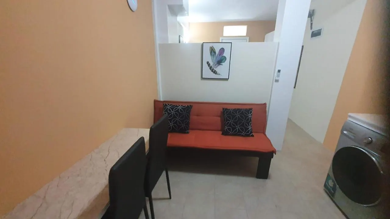 2 Minutes From Roseau, Cozy Studio With Shared Pool רוזו